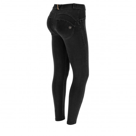 WR.UP® Push-Up Jeans - 7/8 Regular High Waist Super Skinny - J7N - Black Denim - Black Seam
